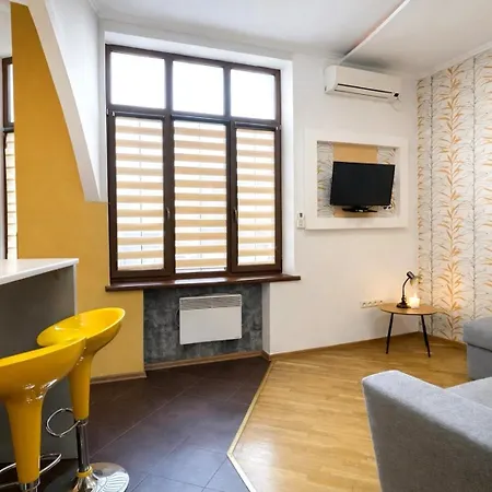 затишні в центрі біля пл ринок Leópolis